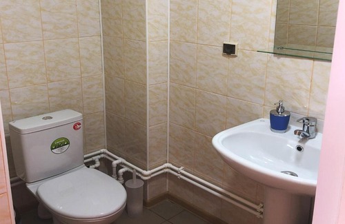 Liski Hotel | Comfortable Hotel Zhuravli with Breakfast and Kitchen Access