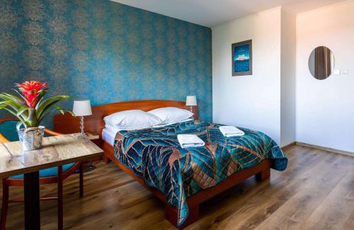 Stare Babice Hotel | Discover Hotel Zielonki: Family-Friendly with Great Amenities