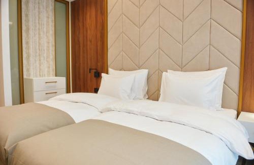 Zlatibor Hotel | Discover Hotel Zlatibor: 4-Star Retreat with Pool & Hot Tub