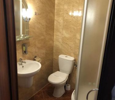 Radomsko Hotel | Budget-Friendly Hotel Zodiak with Pool and Hot Tub