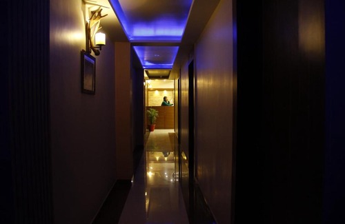 Rohtak Hotel | Guest Rated Hotel Zorba: Family-Friendly with Breakfast