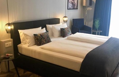 Hallschlag Hotel | Discover Hotel Zuckerfabrik: Pet-Friendly Retreat Awaits