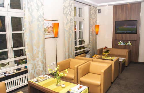 Alt-Godesberg Hotel | Discover Hotel zum Adler: Family-Friendly & Accessible Stay
