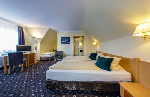 Heldenbergen Hotel | Discover Hotel Zum Adler: Rated 9.4/10, Family Friendly Stay