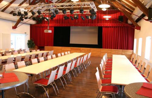 Langenbach House | Discover Comfort at Hotel zum Alten Wirt - Pet Friendly Stay
