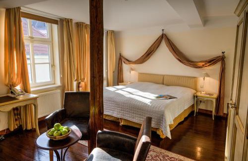 Quedlinburg Hotel | Discover Hotel Zum Bär: Pet Friendly & Family-Oriented Stay