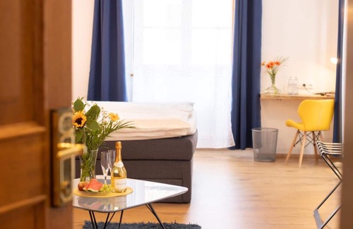 Freistadt Hotel | Explore Hotel Zum goldenen Hirschen: Spa & Family Friendly