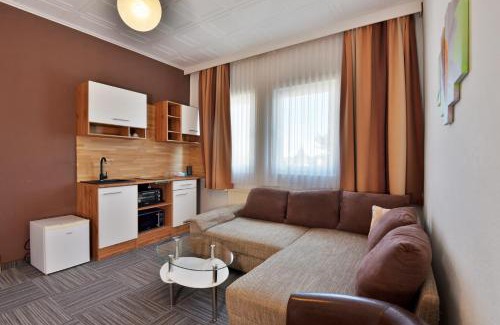 Oberhof Hotel | Pet-Friendly Comfort at Hotel Zum Gründle with Breakfast