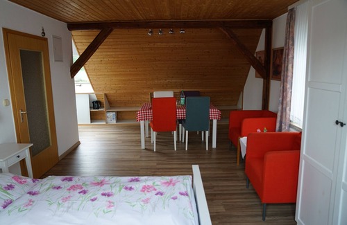 Region Hannover District Hotel | Family-Friendly Hotel Zum Grafen Hallermunt with Breakfast