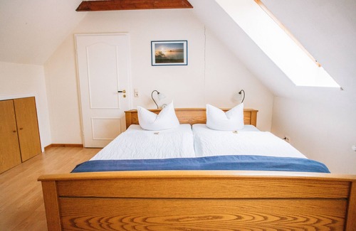 Ovelgonne Hotel | Discover Hotel Zum König von Griechenland - 10/10 Rated!