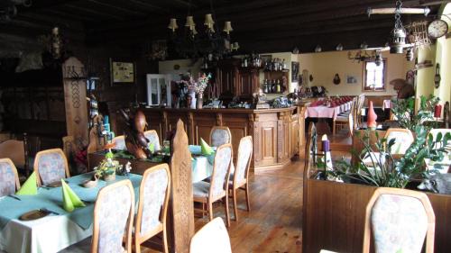 Hermsdorf Hotel | Family-Friendly Retreat at Hotel Zum Schwarzen Bär