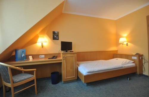 Ebsdorfergrund Hotel | Discover Comfort at Hotel Zum Stern with Family-Friendly Amenities