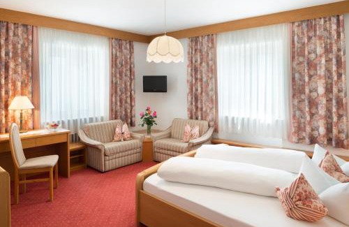 Kastelruth Hotel | Discover Hotel zum Wolf: A Family-Friendly Retreat