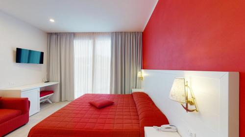 Spotorno Hotel | Discover Comfort at Hotel Zunino - Pet Friendly & Family Ready