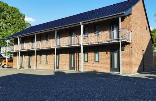 Buxtehude Bed & Breakfast | Discover Comfort at Hotel zur Erholung - Rated 9/10!