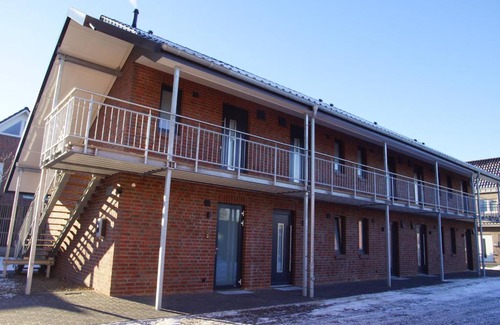 Buxtehude Bed & Breakfast | Discover Comfort at Hotel zur Erholung - Rated 9/10!
