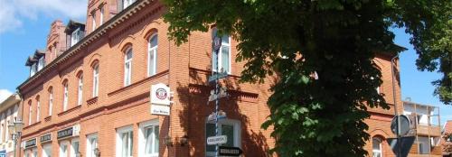 Oberharz am Brocken Hotel | Explore Hotel zur Krone: Pet-Friendly and Family Welcoming