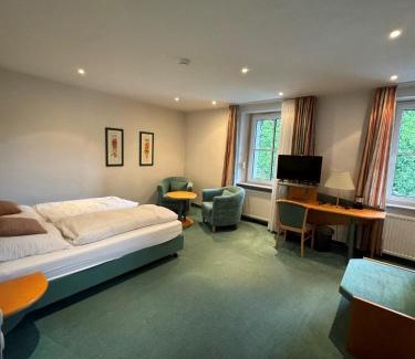 Iserlohn Hotel | Welcoming Hotel Zur Mühle: Pet and Child Friendly Stay
