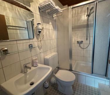 Iserlohn Hotel | Welcoming Hotel Zur Mühle: Pet and Child Friendly Stay