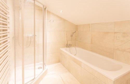Alpbach Hotel | Discover Hotel Zur Post: Oceanfront Paradise Awaits