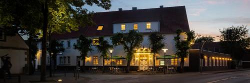Riesenbeck Hotel | Pet-Friendly Hotel zur Post Riesenbeck with Hot Tub & Breakfast