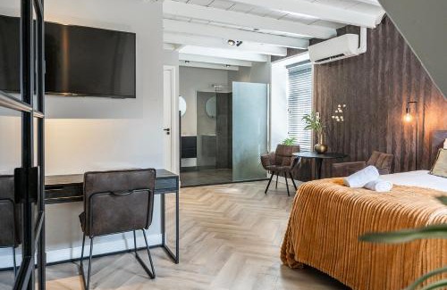 Centrum Apartment | Stylish New Luxe Loft Stadsvilla Tilburg for Family Getaways