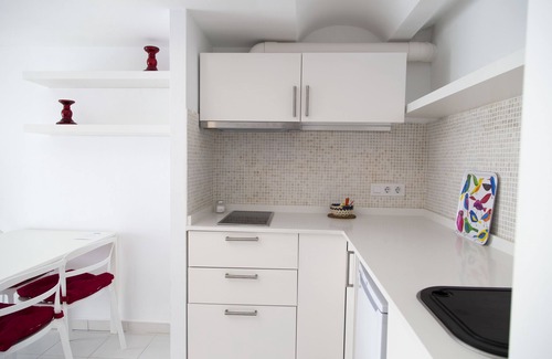 Denia Hotel | Explore Hotelet de la Raconà: Pool, Spa & Family-Friendly