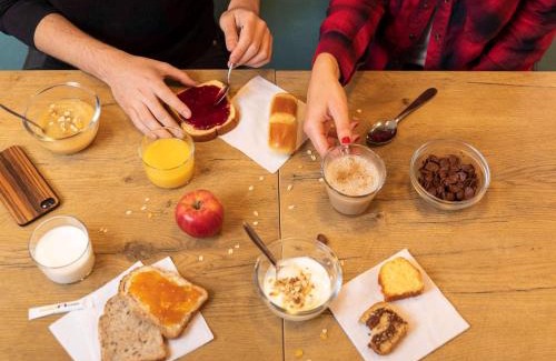 Glisy Hotel | Budget-Friendly hotelF1 Amiens Est: Pet Friendly & Accessible