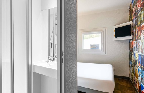 Saint-Cergues Hotel | Affordable hotelF1 Annemasse with Breakfast & Family Amenities