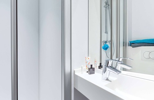Coquelles Hotel | Budget-Friendly Stay at Hotelf1 Calais Coquelles