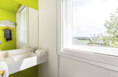 Gap Hotel | Budget-Friendly hotelF1 Gap with Spa and Breakfast Options