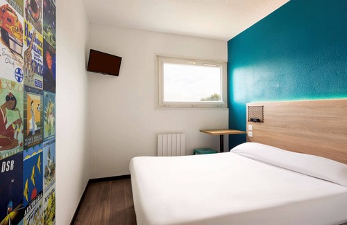 Muire - Haubette Hotel | Budget-Friendly Stay at HOTEL F1 Reims Tinqueux