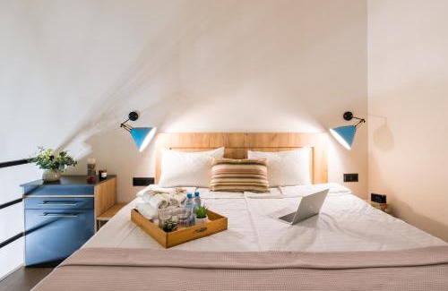 Kentron Apartment | Explore Hotelise l Athos Apartment - 4-Star Family Retreat