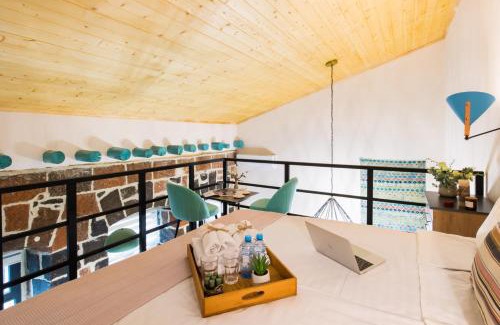 Kentron Apartment | Explore Hotelise l Athos Apartment - 4-Star Family Retreat