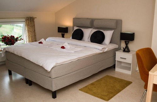 Solleftea Hotel | Relaxing Stay at Hotell Appelberg with Pool & Restaurant
