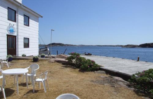 Kungshamn Hotel | Family-Friendly Hotell Fisketången with Cozy Amenities
