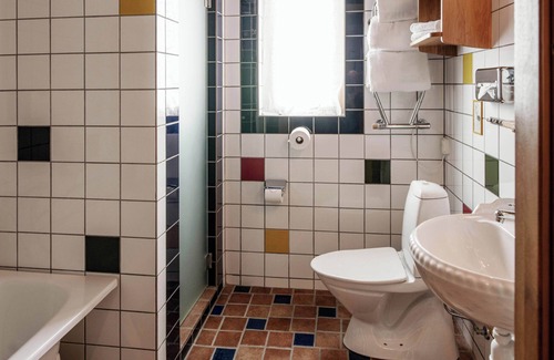 Varberg Hotel | Experience Hotell Gästis: Top-Rated Retreat with Spa & Pool