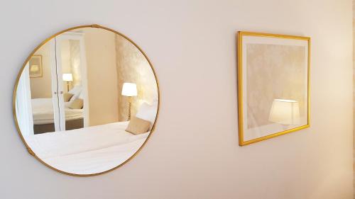 Karlskoga Hotel | Discover Hotell Grönfeltsgården with Oceanfront Views