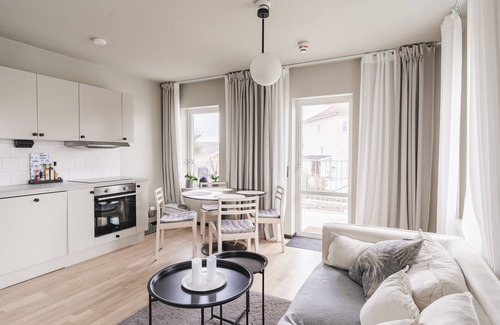 Hallevik Hotel | Discover Hotell Hanöhus Hällevik: Family-Friendly Retreat