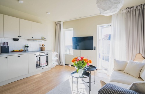 Hallevik Hotel | Discover Hotell Hanöhus Hällevik: Family-Friendly Retreat