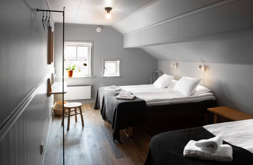 Karingon Hotel | Experience Comfort at Hotell Käringön with Family-Friendly Amenities