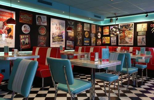 Rattvik Hotel | Discover Hotell Rättvik: Family-Friendly & Pet Welcoming