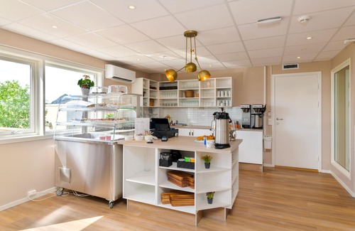 Straumsjoen Hotel | Guest Rated 10/10 at Hotell Regine with Family-Friendly Amenities