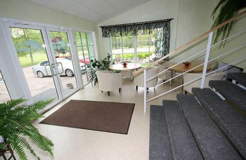 Kardla Hotel | Oceanfront Retreat at Hotell Sõnajala with Pet-Friendly Perks