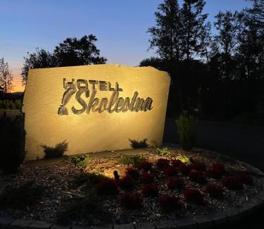Naeroy Hotel | Welcoming Hotell Skolestua: Rated 9.4 with Family Amenities