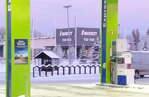 Karsamaki Hotel | Discover Hotelli Kärsämäki: Pet-Friendly with Breakfast