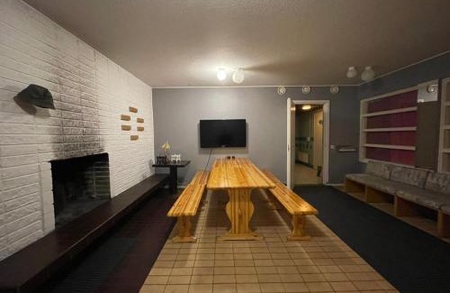 Pudasjarvi Hotel | Pet-Friendly Hotel Ravintola Kurenkoski with Hot Tub