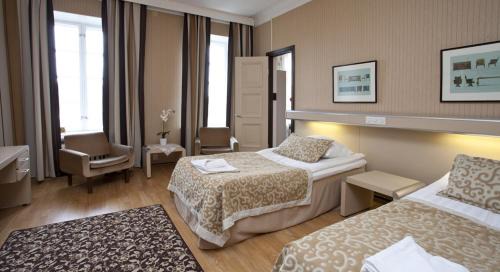 Maenttae-Vilppula Hotel | Discover Hotelli-Ravintola Mäntän Klubi: Family-Friendly Stay