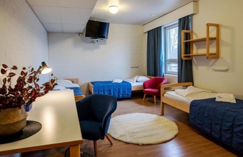 Aviapolis Hotel | Discover Hotelli Tikkurila: Pool, Spa & Family-Friendly!