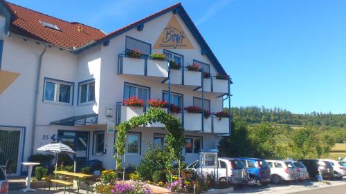 Markelsheim House | Inviting Hotelpension Gästehaus Birgit with Ocean Views